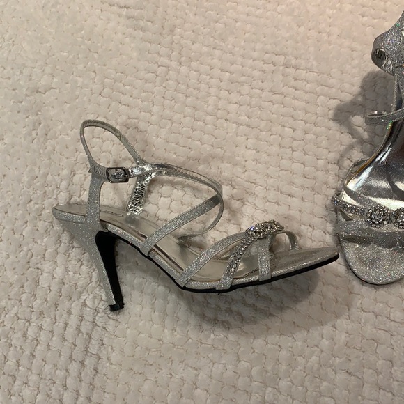 prom heels, size 7 - Picture 3 of 3